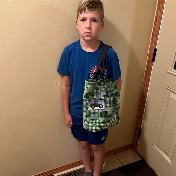 Sm Gnome Tote Pumpkins Turkeys Pilgrims Sunflower Red Buffalo Check Thanksgiving - Picture 7 of 8